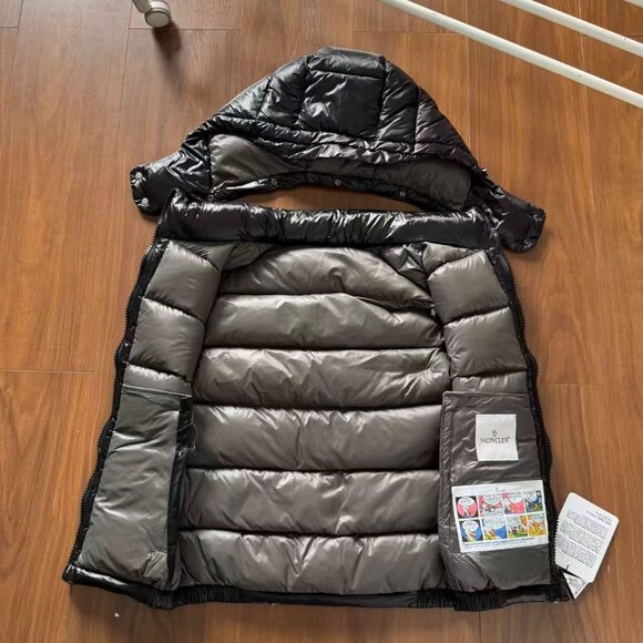 Moncler Black Warm Winter Hooded Down Vest M/2 - Picture 6 of 9